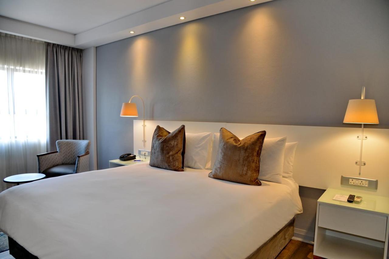 Anew Johannesburg Hotel 3*